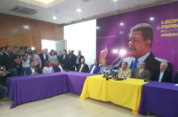 Equipo de Leonel Fernández anuncia responderá este martes a declaraciones Reinaldo Pared y miembros Comité Político