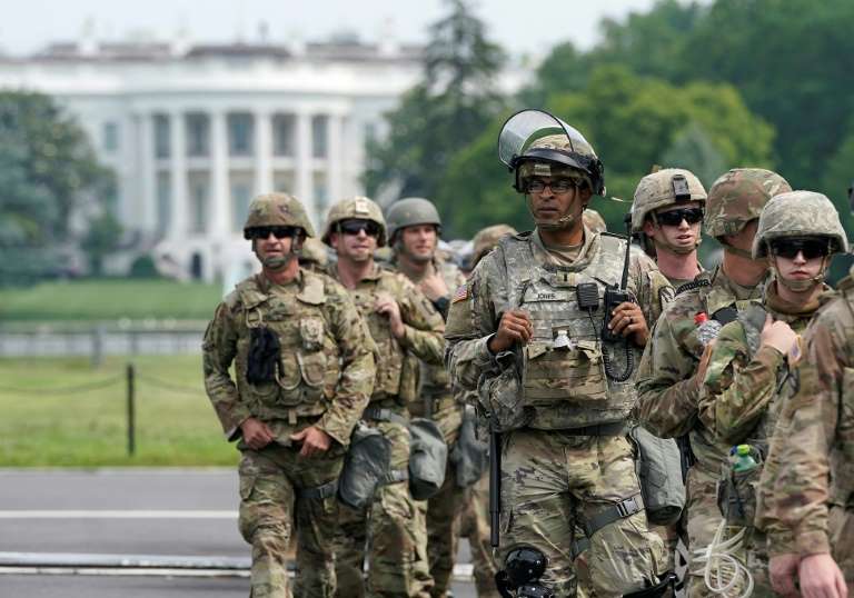 Detectan COVID-19 en fuerzas de seguridad desplegadas por protestas en Washington DC