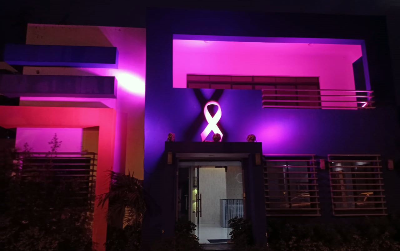 ACROARTE respalda campaña en lucha contra el cáncer de mama