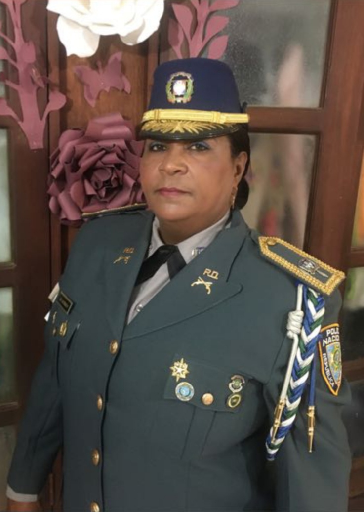 Designan a la coronel Antonia De La Cruz subdirectora de la Policía en el Distrito Nacional