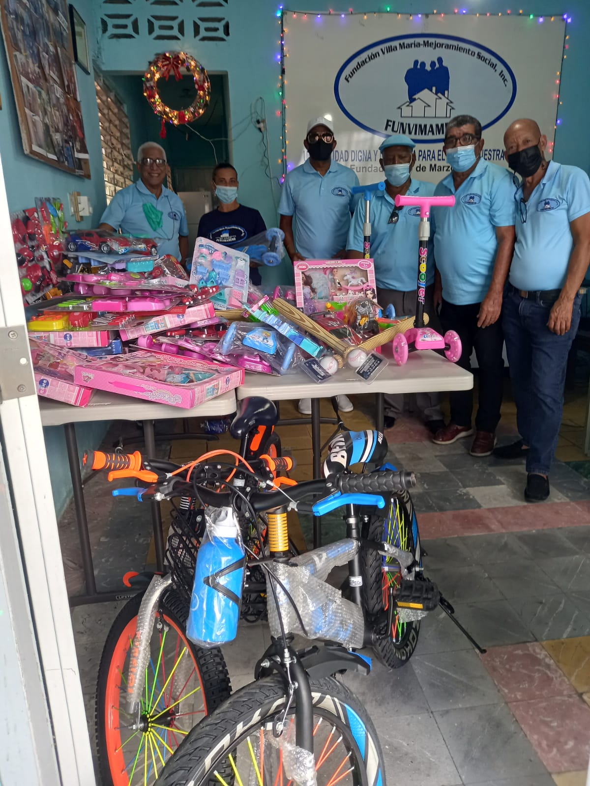 Funvimameso hace felices a decenas de niños con entrega de juguetes en Villa María-Mejoramiento Social