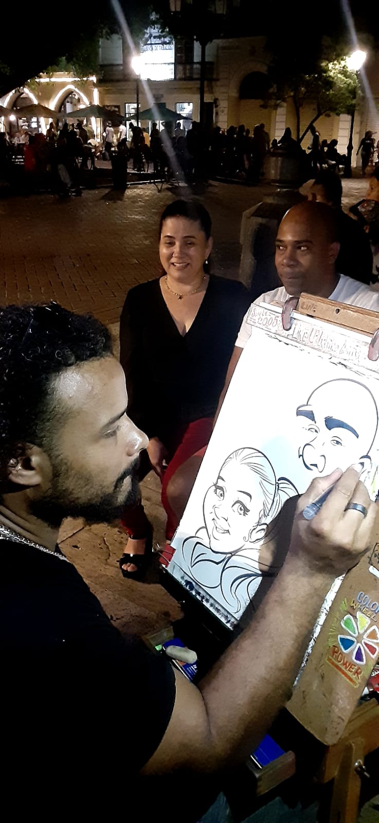 <br>Caricaturista más rápido del mundo muestra su arte en el Parque Colón