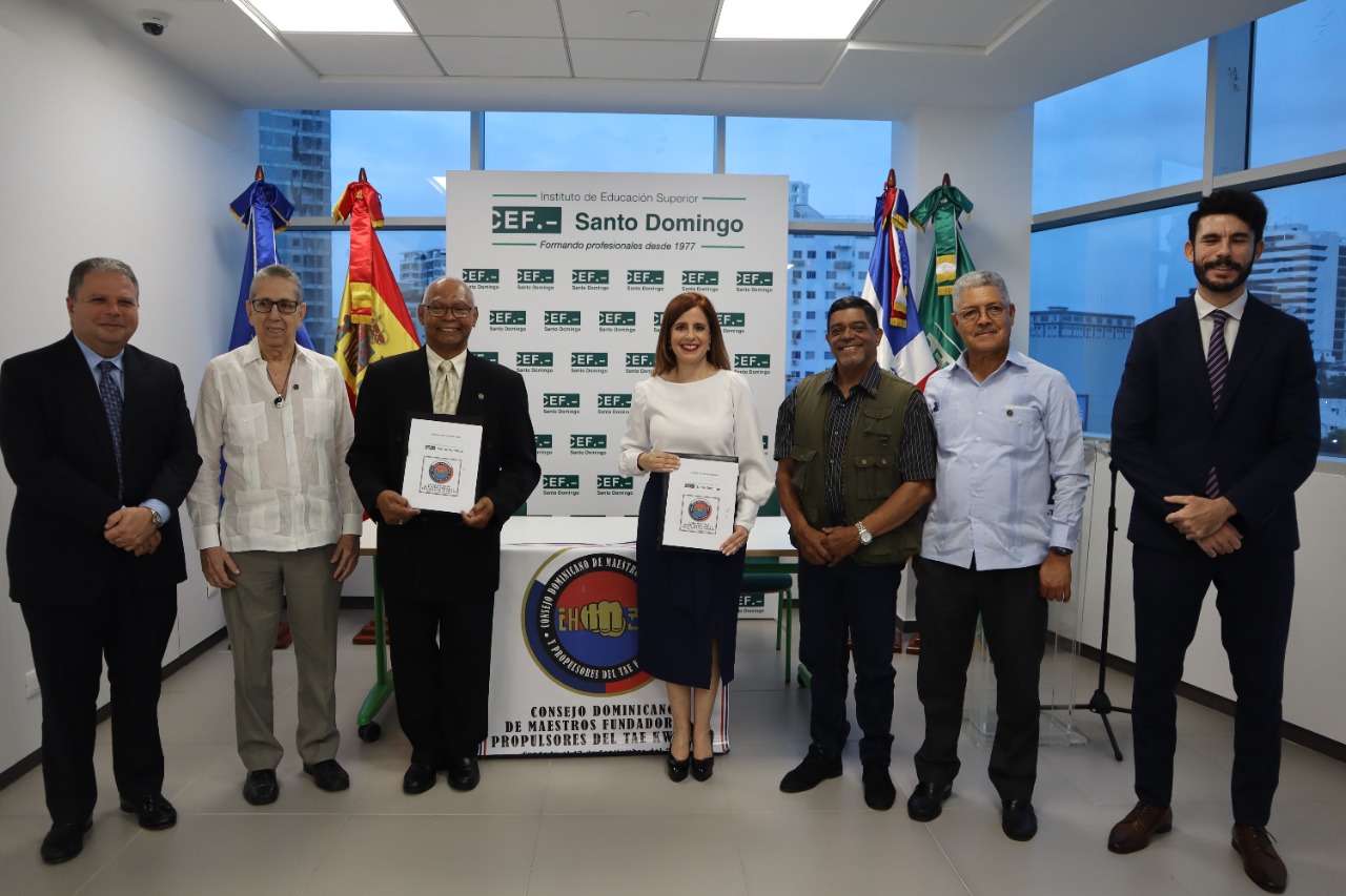 <strong>CEF.- Santo Domingo y Codofumatae firman acuerdo promoverá formación profesional</strong>