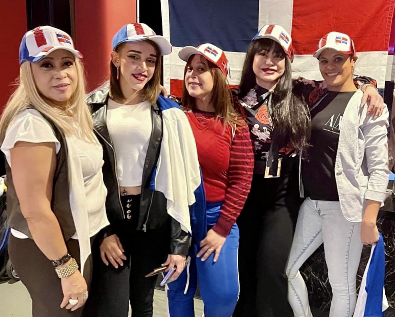 <strong>El Consulado Dominicano en Japón brinda apoyo al primer equipo femenino dominicano de softball en esa nación.</strong>