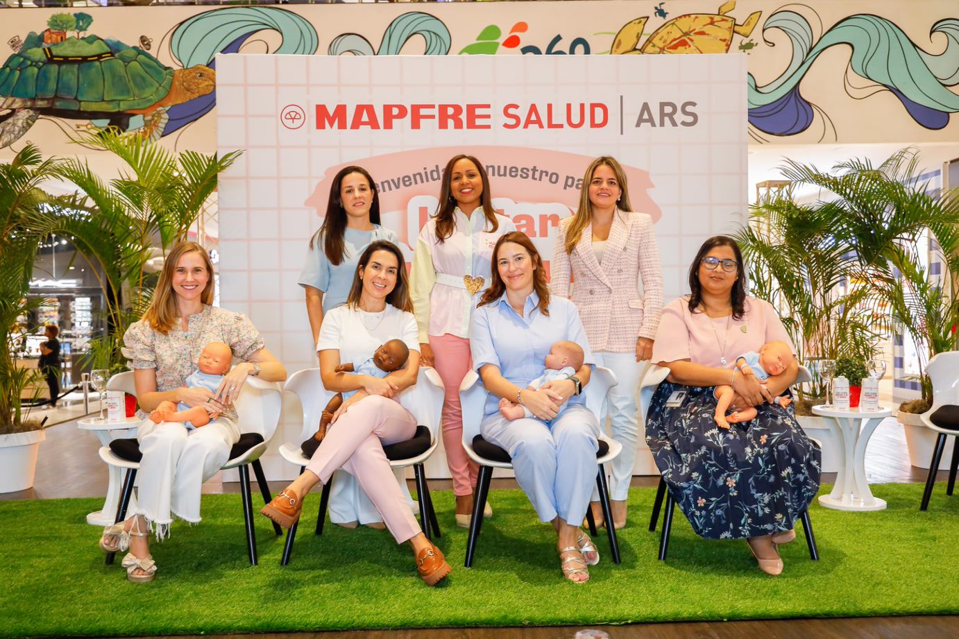 MAFPRE salud ARS reúne cinco expertas en panel sobre lactancia materna