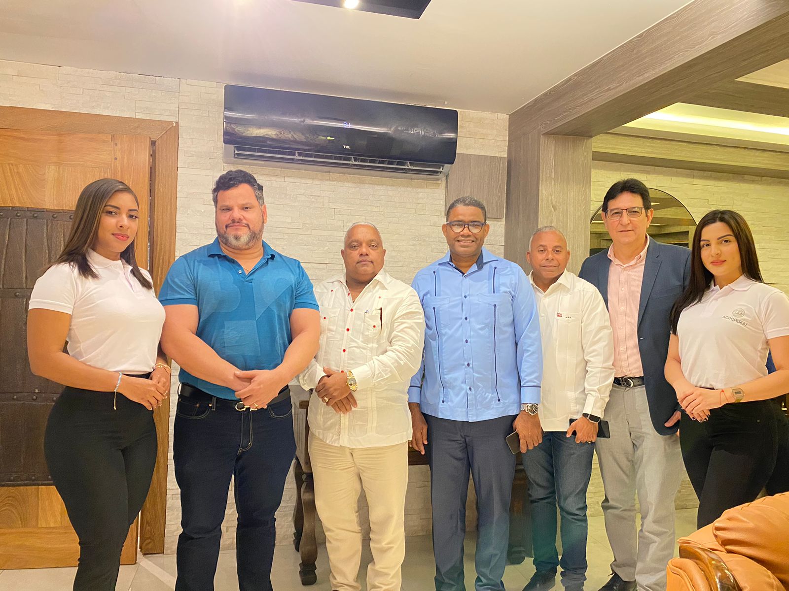 AGROPERGU realiza lanzamiento oficial de producto en presencia de Embajador de Panamá en RD